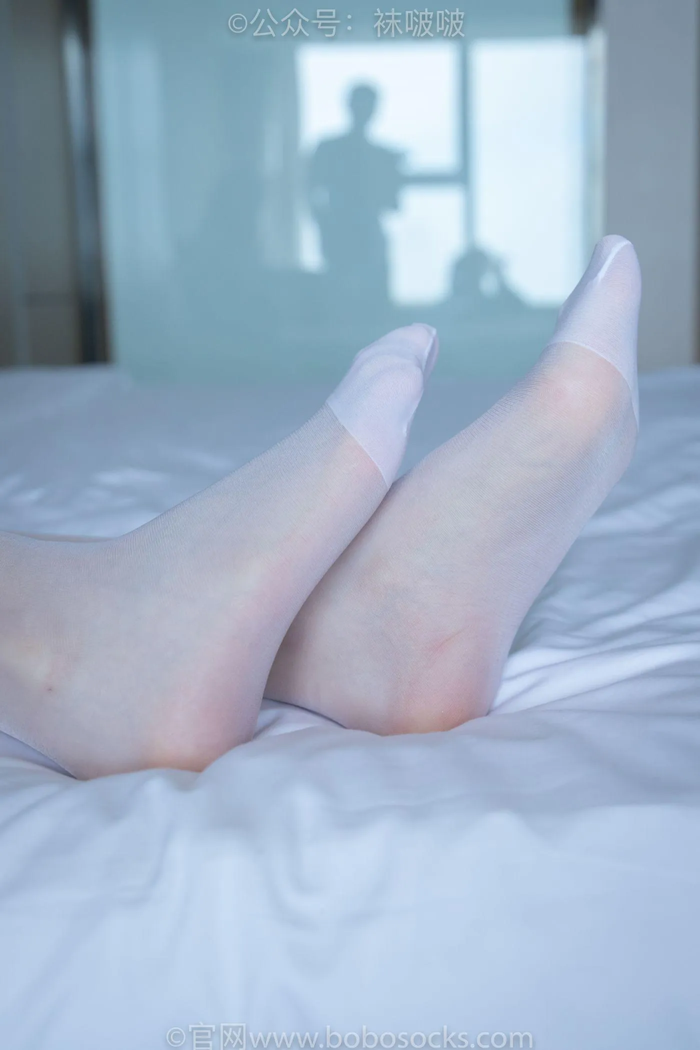 [BoBoSocks袜啵啵]NO.066 小甜豆-女仆装、高跟鞋、薄白丝 [134P]插图9